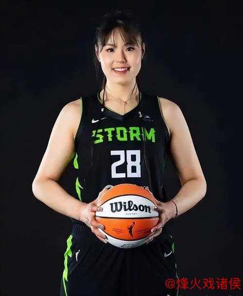 李月汝：队友教练齐助力，比赛表现愈发从容